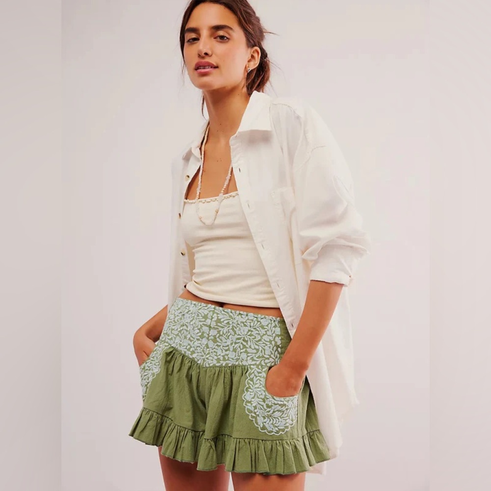 Free People Ruffle Short - Picture 5 of 14